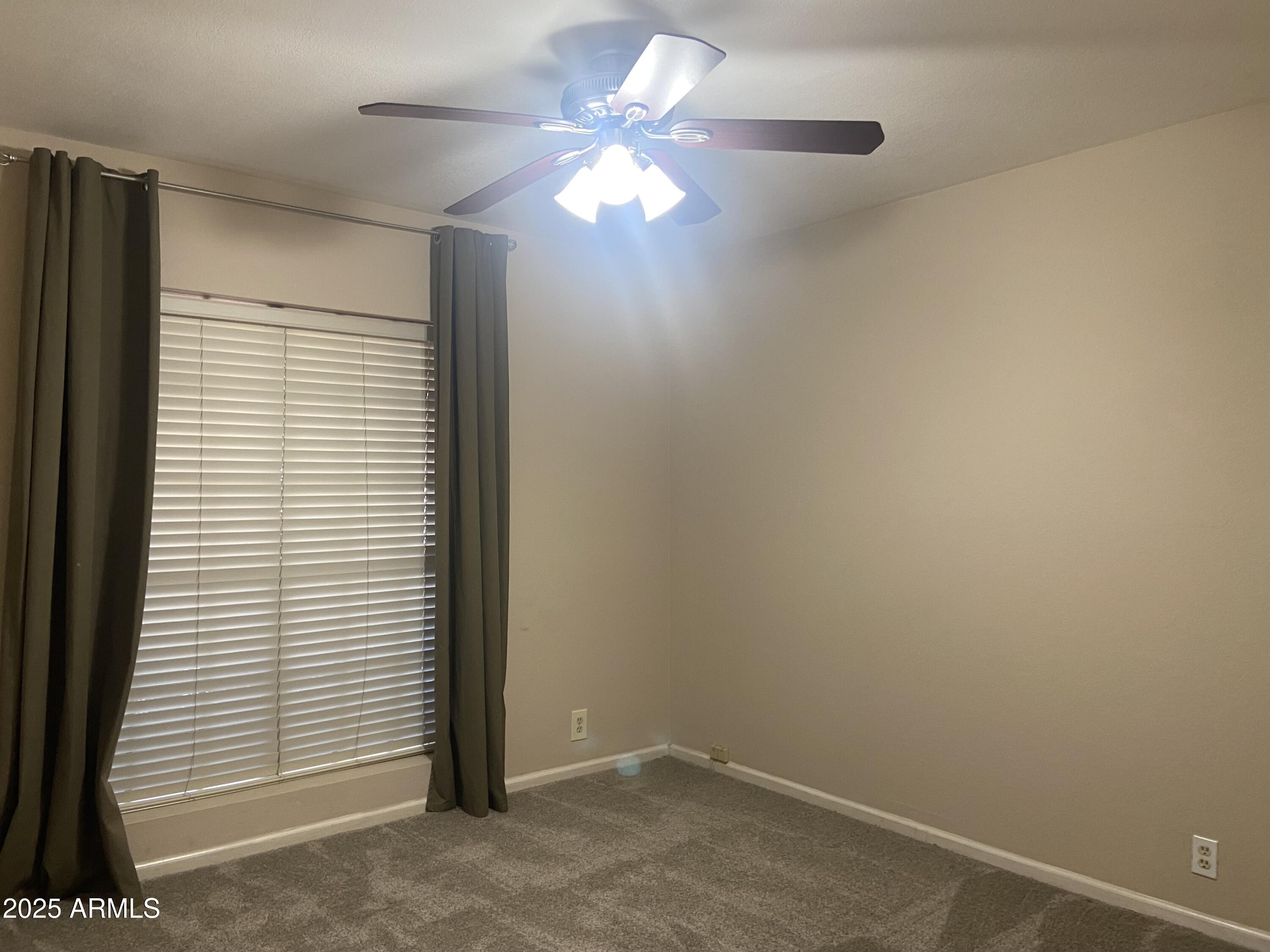 4325 East Greenway Lane Phoenix, AZ 85032 - Photo 14 of 20 IMG_3601