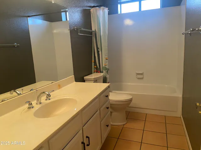 $2,800 | 4325 East Greenway Lane, Phoenix, AZ 85032