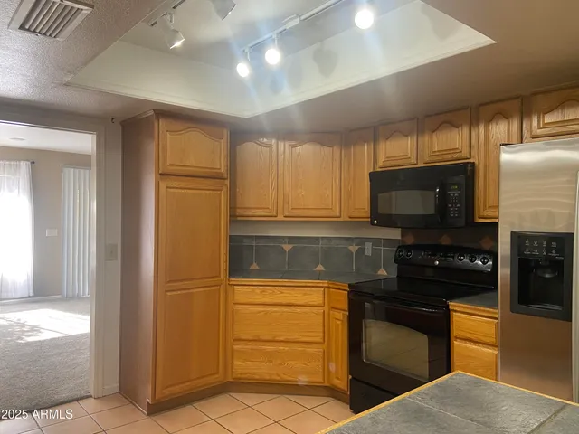 $2,800 | 4325 East Greenway Lane, Phoenix, AZ 85032