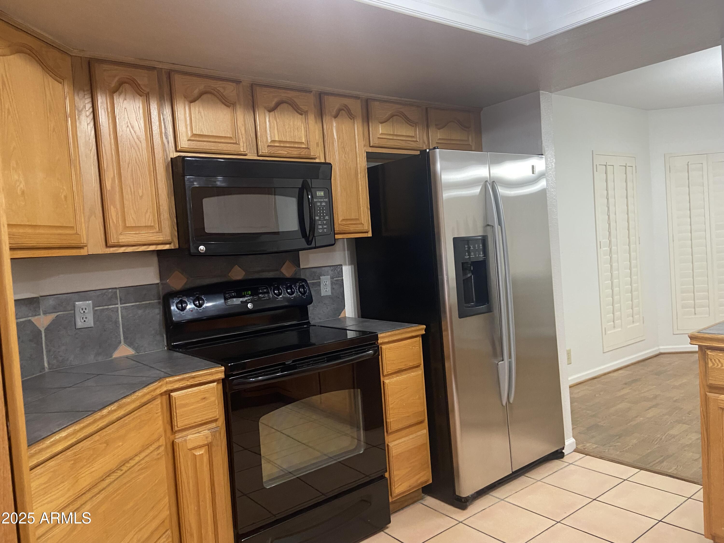 4325 East Greenway Lane Phoenix, AZ 85032 - Photo 6 of 20 IMG_3593