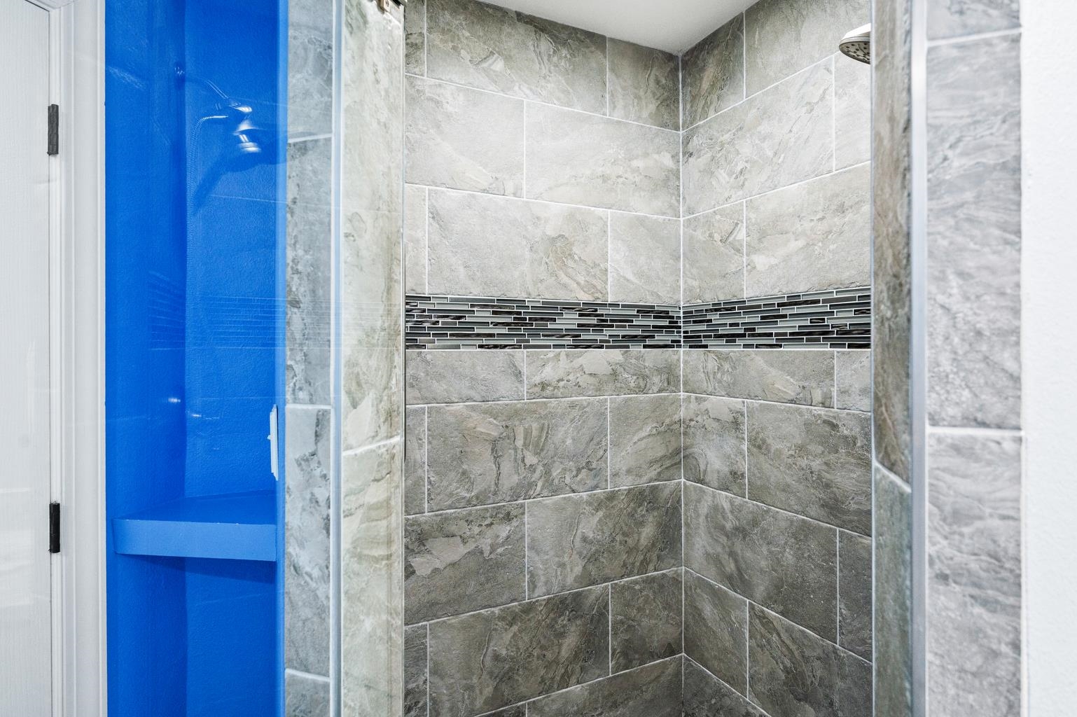 27770 Canal Road, Unit 2508 Orange Beach, AL 36561 - Photo 14 of 27 Tile Shower in Primary Ba