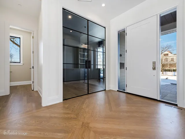 $3,099,000 | 414 Laurel Avenue, Wilmette, IL 60091