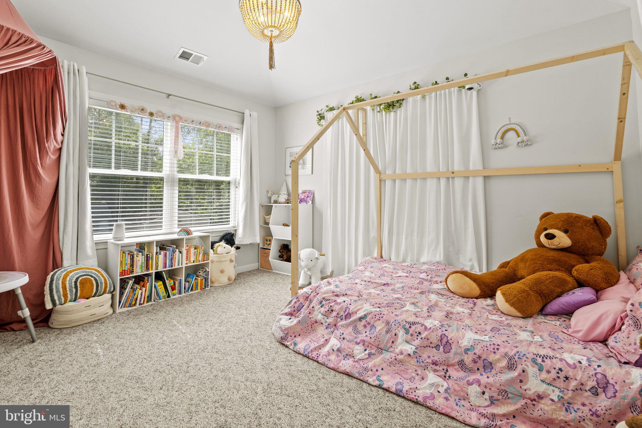 957 Diggs Road Crownsville, MD 21032 - Photo 23 of 46 1st of 3 secondary bedrooms upstairs