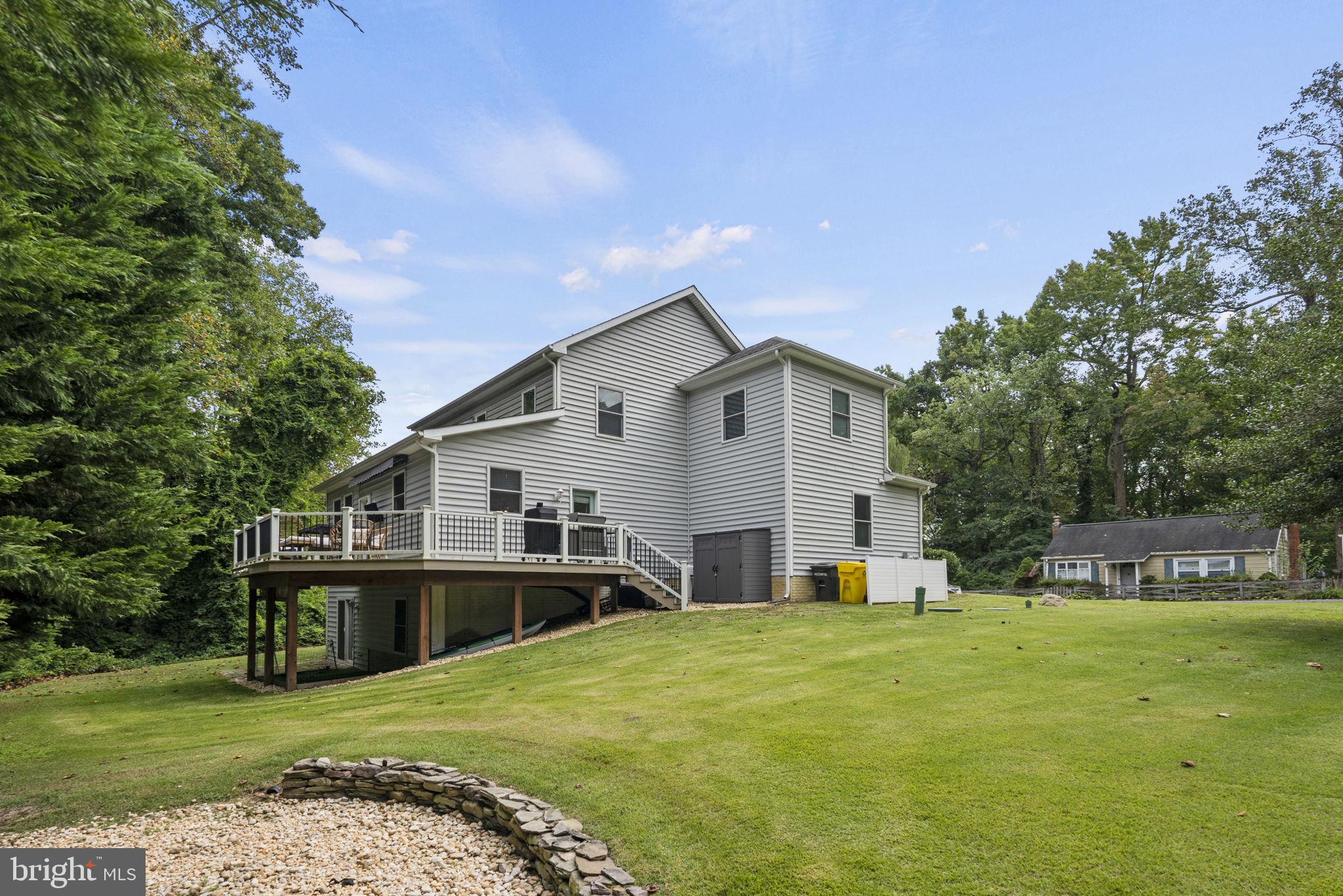 957 Diggs Road Crownsville, MD 21032 - Photo 34 of 46 HUGE side yard for all your 2 and 4 legged friends