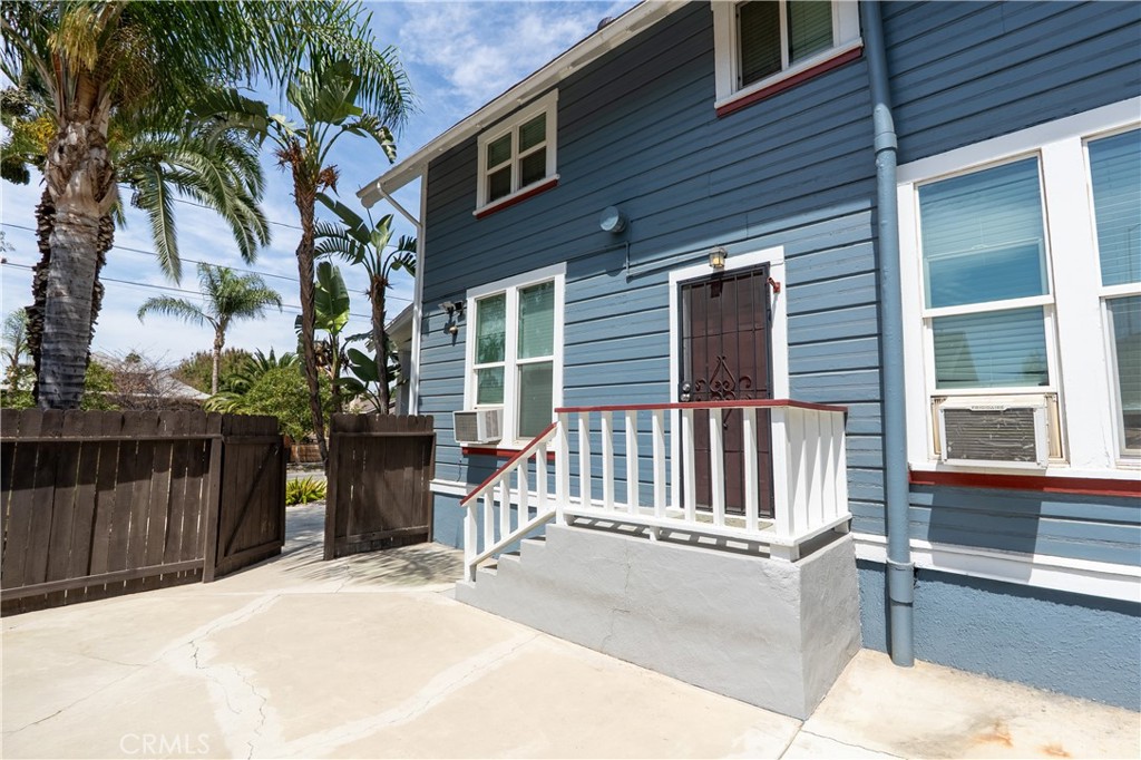 3452 Mulberry Street Riverside, CA 92501 - Photo 21 of 45 Unit 3 - 2 Bed/1 Bath - Entrance