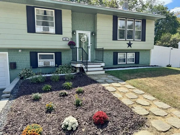 $379,900 | 18 Edgewood Street, Claremont, NH 03743