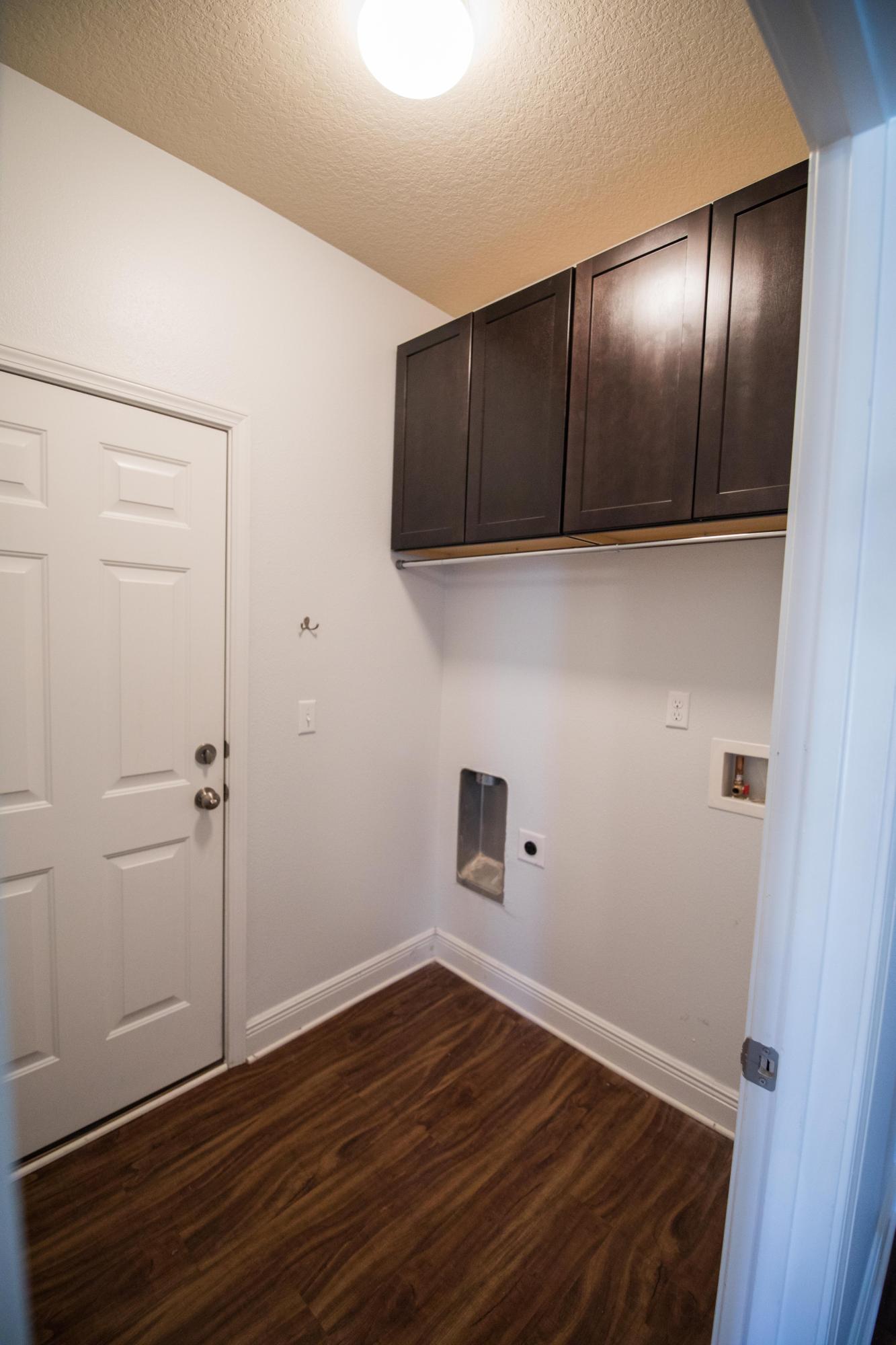 125 Kinley Avenue Santa Rosa Beach, FL 32459 - Photo 26 of 33 Laundry Room