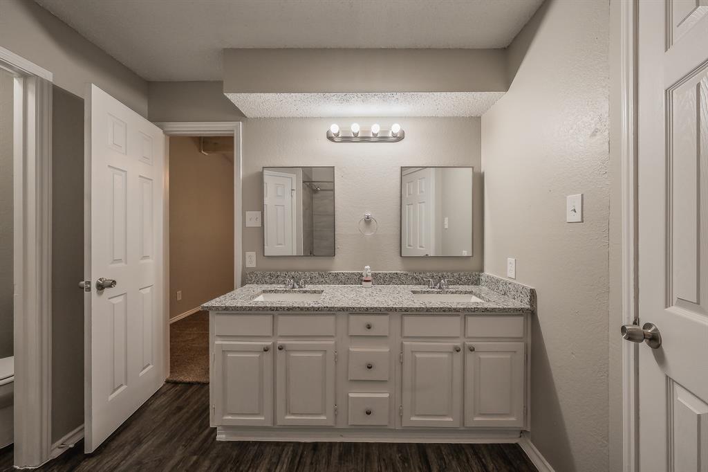 912 Red Oak Street Azle, TX 76020 - Photo 36 of 40