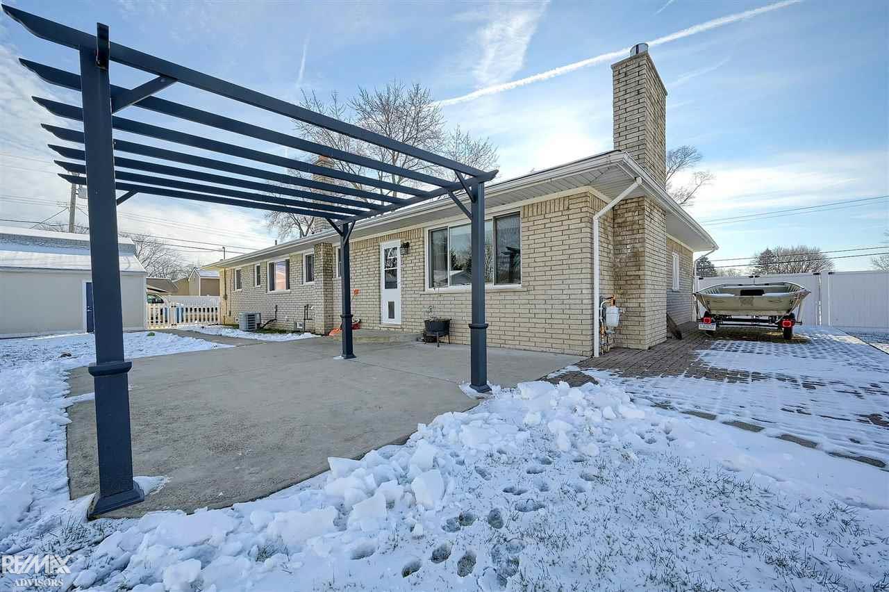 1811 Morley Avenue Rochester, MI 48307 - Photo 38 of 41 50063276-37.JPG