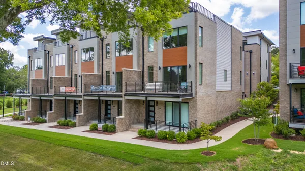 $999,100 | 1014 Manor Way, Durham, NC 27701