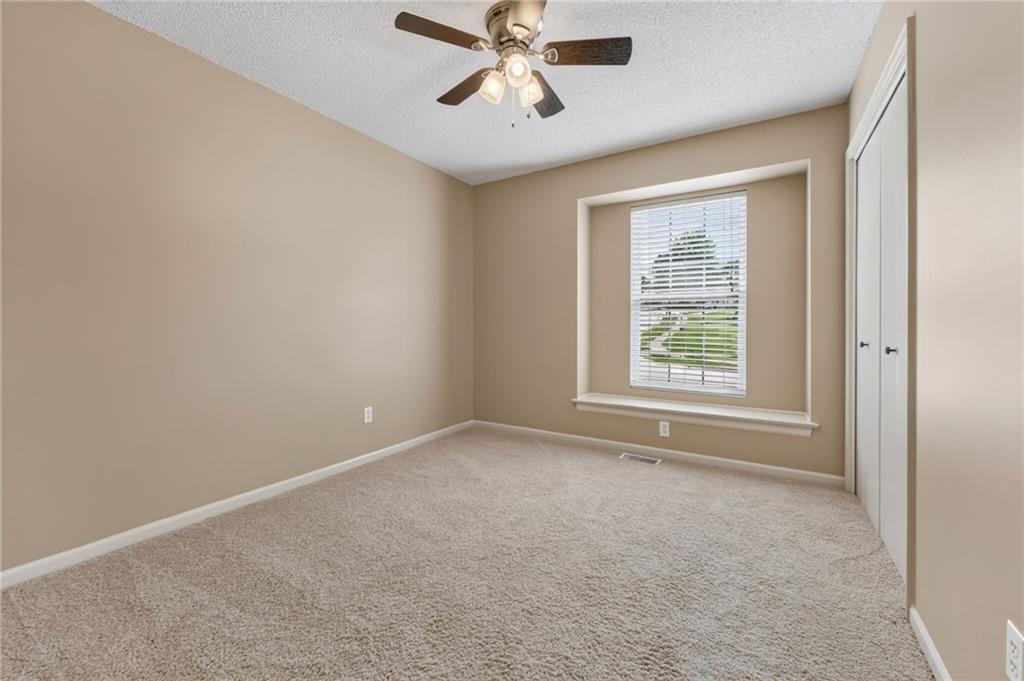 1867 Quail Ridge Drive Liberty, MO 64068 - Photo 14 of 30