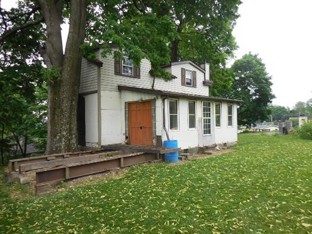 14580 Ridge Road North Huntingdon, PA 15642 - Photo 1 of 13 FRONT