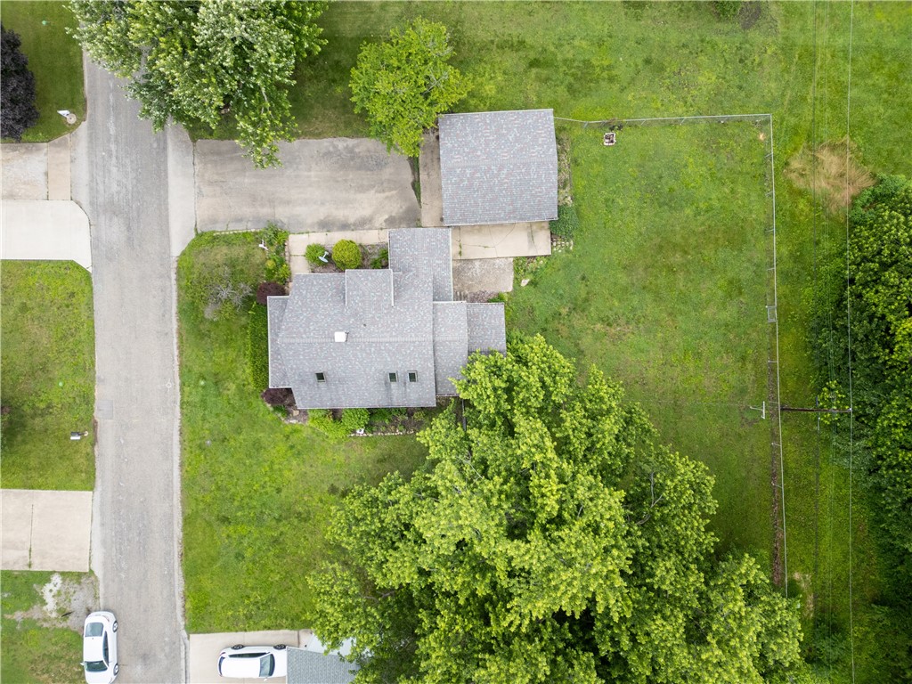 1812 Adams Street Tilton, IL 61833 - Photo 5 of 38