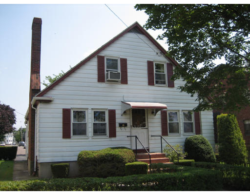 35 Graves Road Revere, MA 02151 - Photo 1 of 12 Gallery Image 1