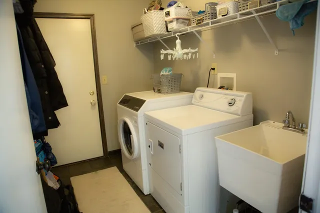 $429,900 | 5527 Berkshire Drive, Guilford, IN 47022