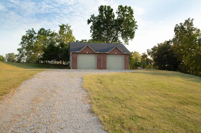 $429,900 | 5527 Berkshire Drive, Guilford, IN 47022