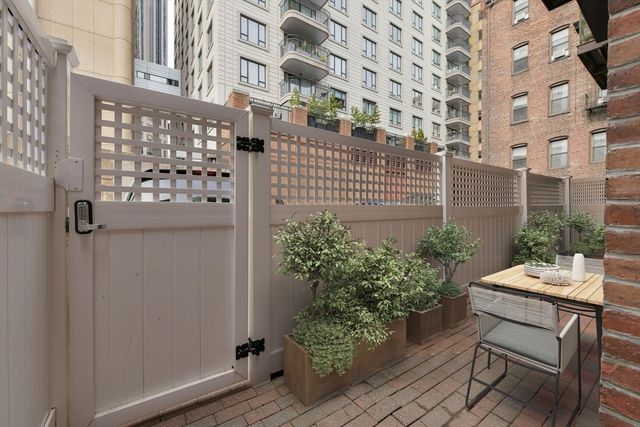 a view of a pathway of a building