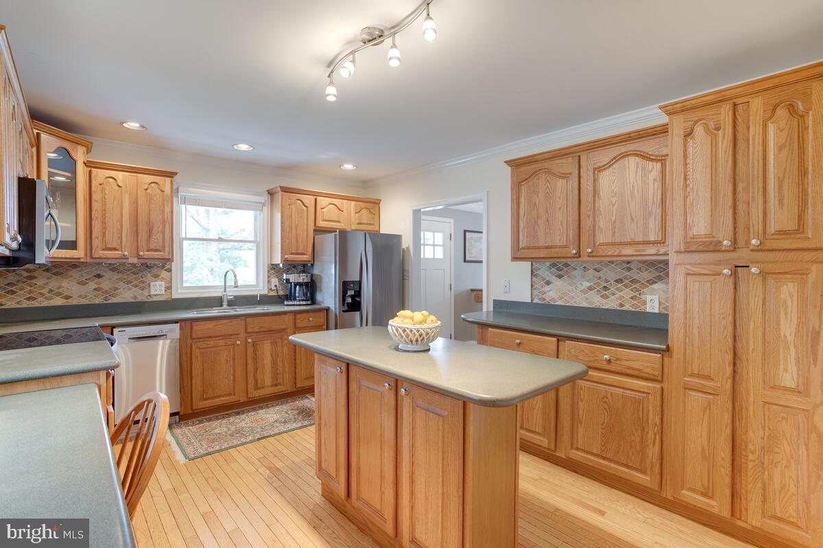 172 Inverness Road Severna Park, MD 21146 - Photo 19 of 61