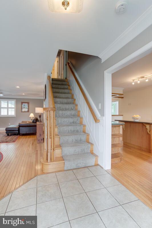 172 Inverness Road Severna Park, MD 21146 - Photo 9 of 61