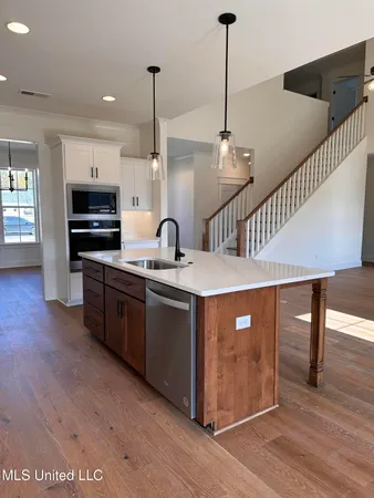 $409,900 | 3617 Kreunen Street, Nesbit, MS 38651