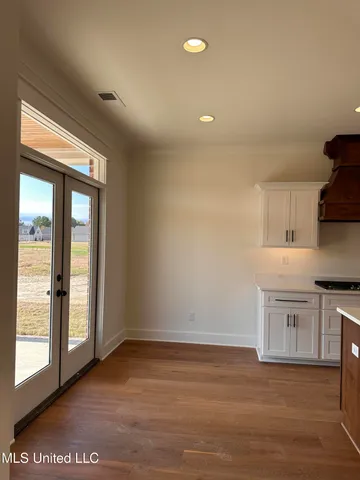 $409,900 | 3617 Kreunen Street, Nesbit, MS 38651