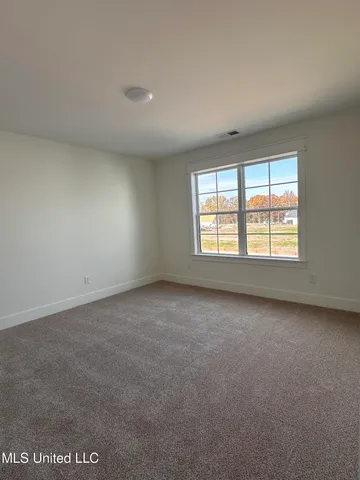 $409,900 | 3617 Kreunen Street, Nesbit, MS 38651