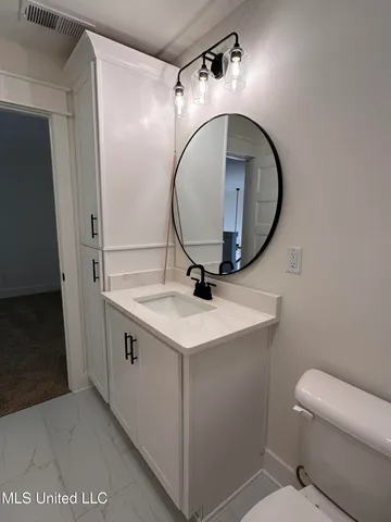 $409,900 | 3617 Kreunen Street, Nesbit, MS 38651