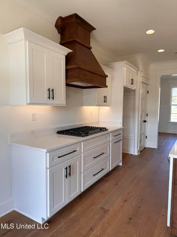 $409,900 | 3617 Kreunen Street, Nesbit, MS 38651