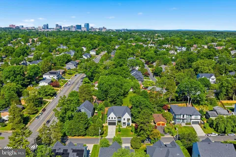 $3,199,995 | 1608 Wrightson Drive, McLean, VA 22101