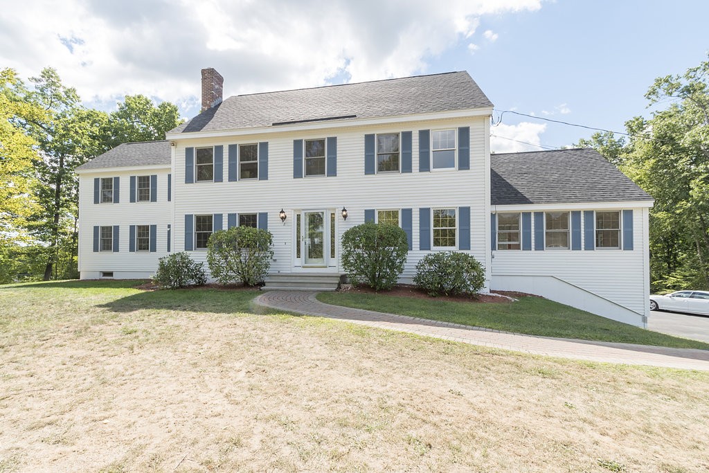 2 Crystal Hill Road Plaistow, NH 03865 - Photo 1 of 27 Gallery Image 1