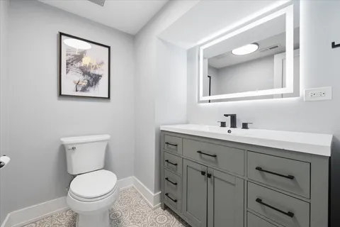 $999,000 | 777 Spring Road, Elmhurst, IL 60126