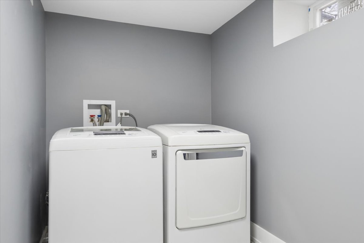 777 Spring Road Elmhurst, IL 60126 - Photo 32 of 49