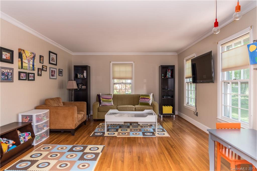 5916 Kirkpatrick Road Charlotte, NC 28211 - Photo 9 of 21 Gallery Image 9