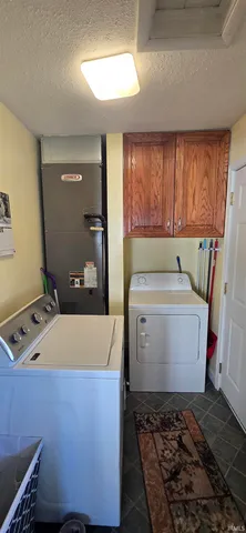 $79,900 | 517 South Lawton Street, Jasonville, IN 47438