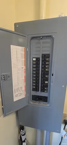 $79,900 | 517 South Lawton Street, Jasonville, IN 47438