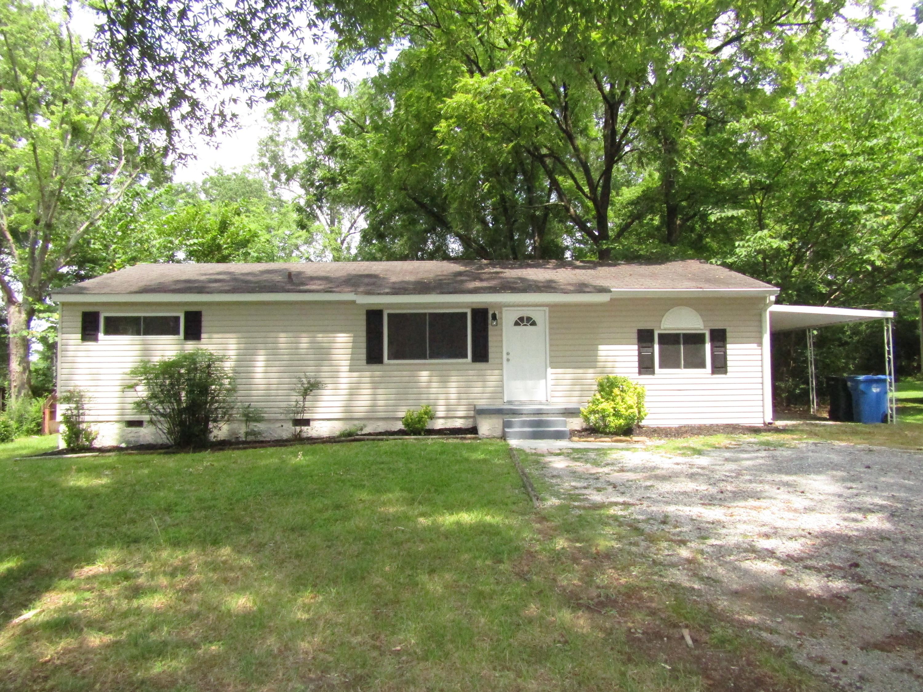 6103 Vance Road Chattanooga, TN 37421 - Photo 1 of 21 Madaris, 6103 Vance Rd- Front