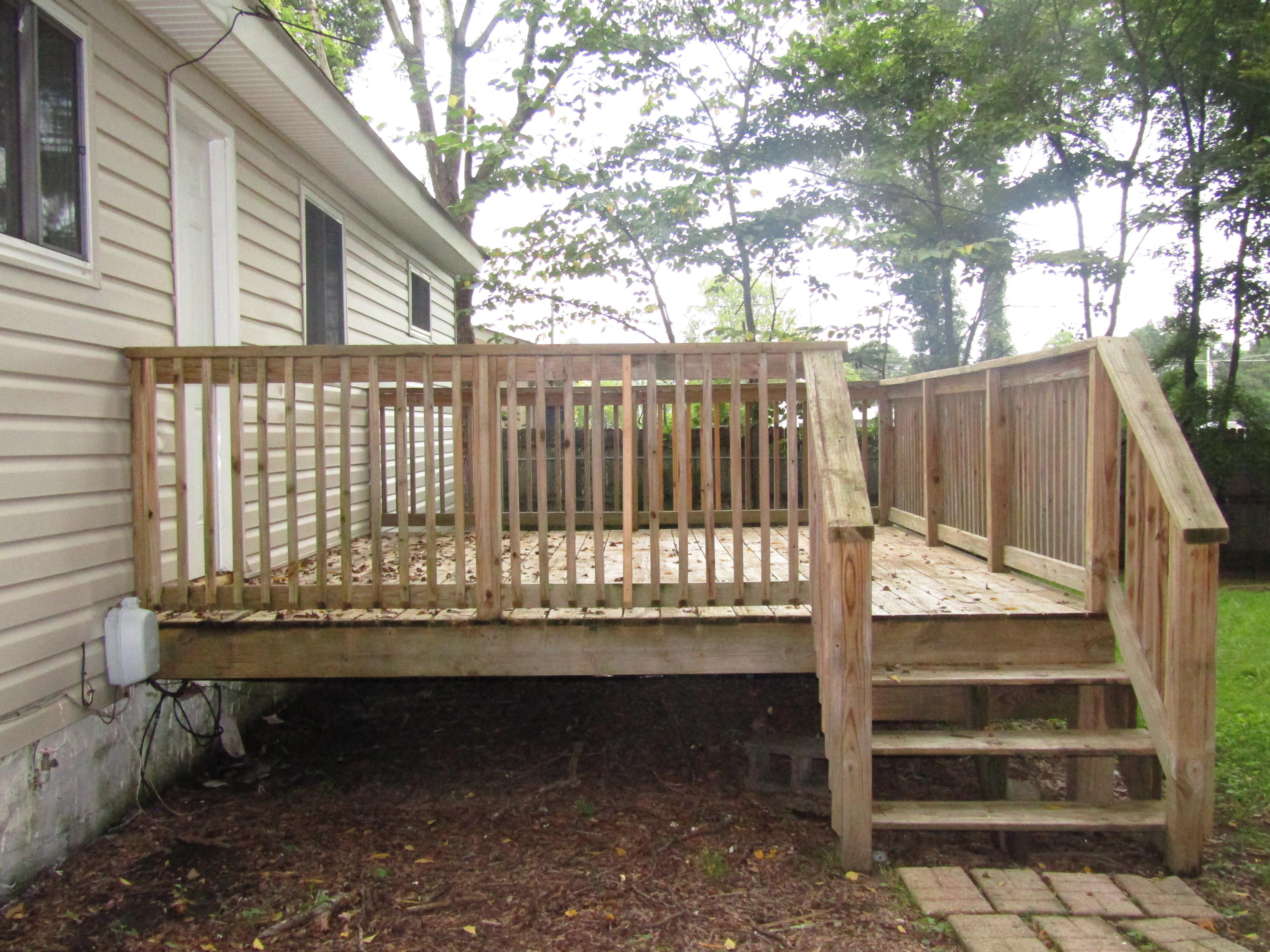 6103 Vance Road Chattanooga, TN 37421 - Photo 19 of 21 Madaris, 6103 Vance Rd- Deck2