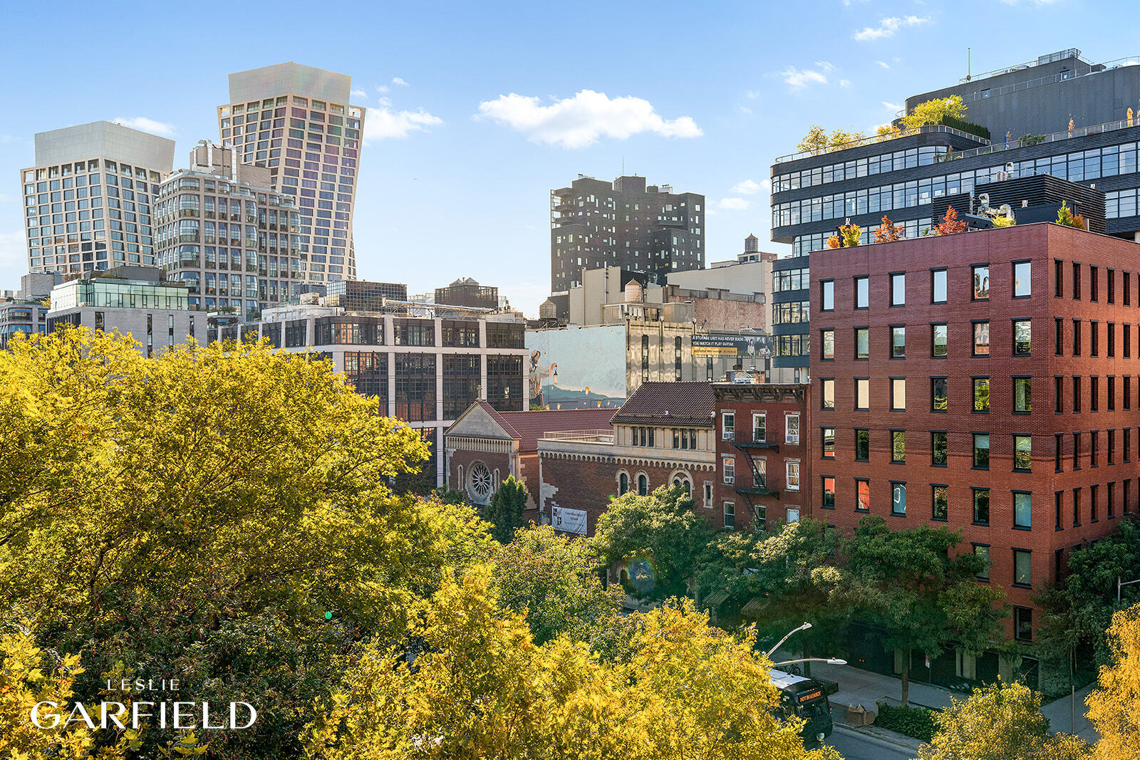 485 West 22nd Street Manhattan, NY 10011 - Photo 16 of 20 a front view of a building
