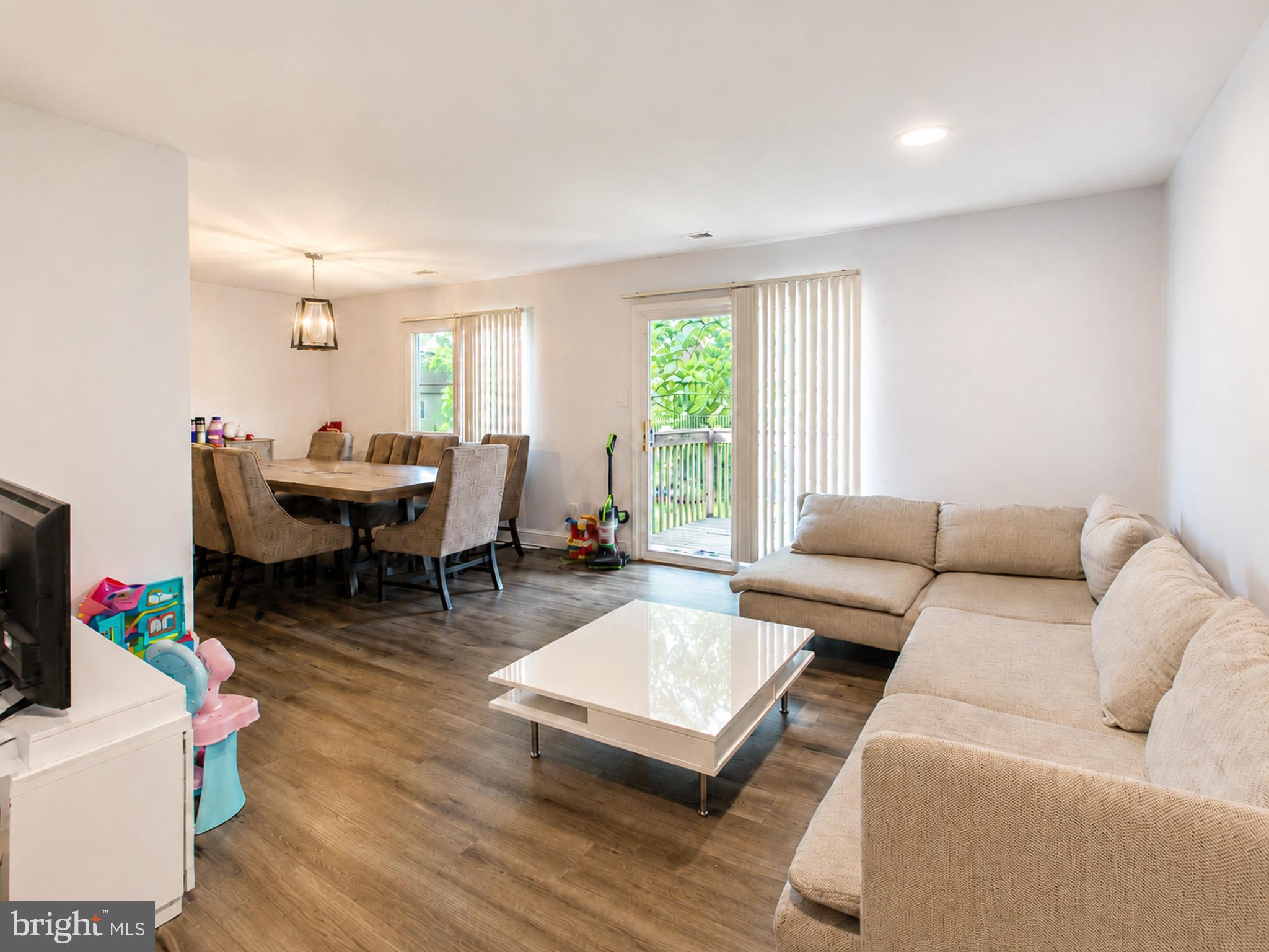 43 Buttonwood Road Voorhees, NJ 08043 - Photo 20 of 33