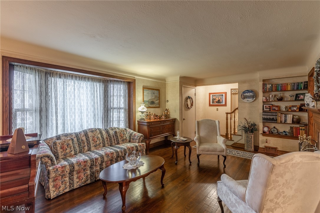 1348 Ford Road Lyndhurst, OH 44124 - Photo 7 of 26 Gallery Image 7
