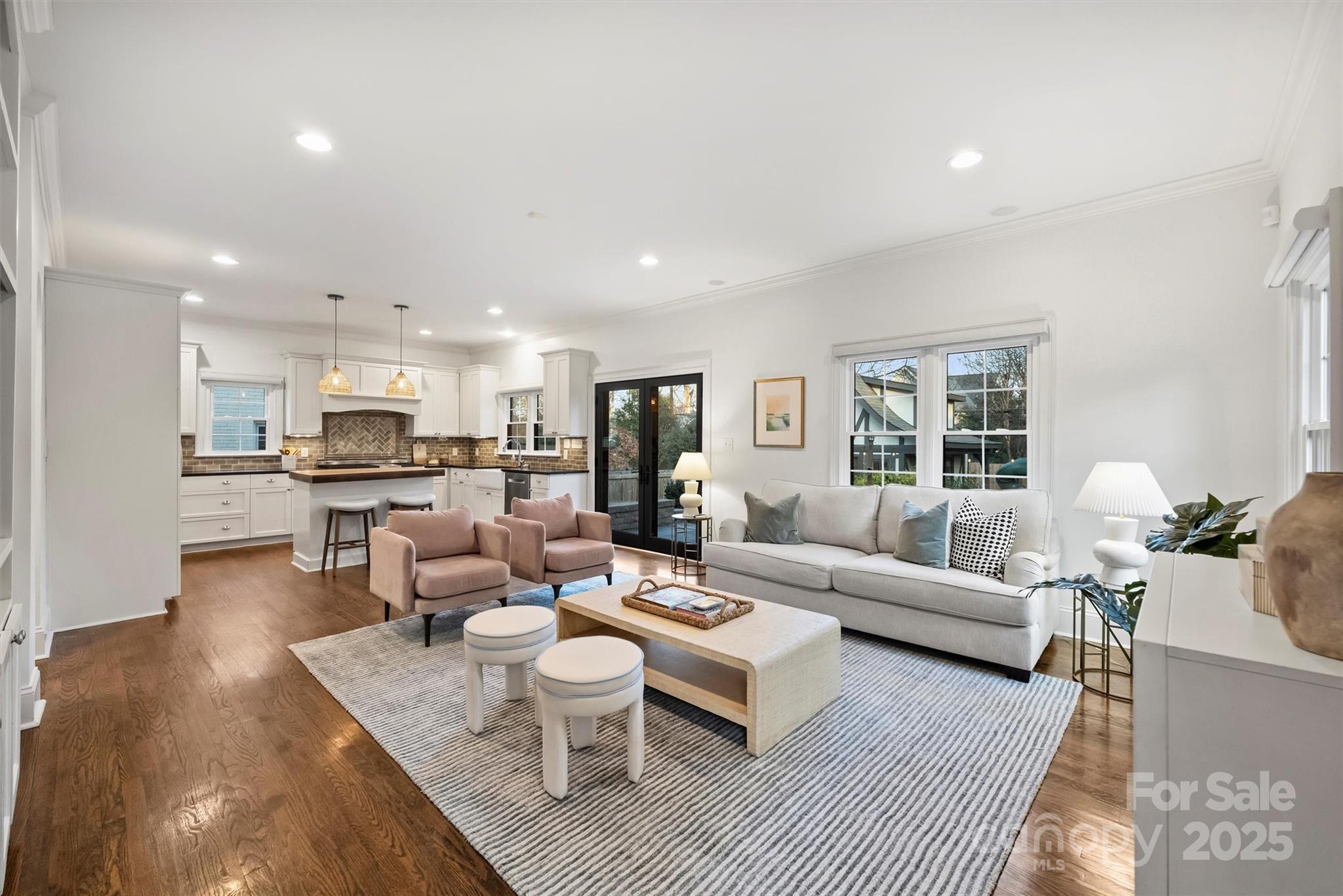 1914 Club Road Charlotte, NC 28205 - Photo 3 of 40 a living room with furniture and a table