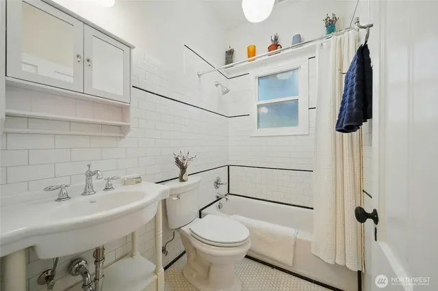 $509,000 | 415 Preston Avenue, Waitsburg, WA 99361