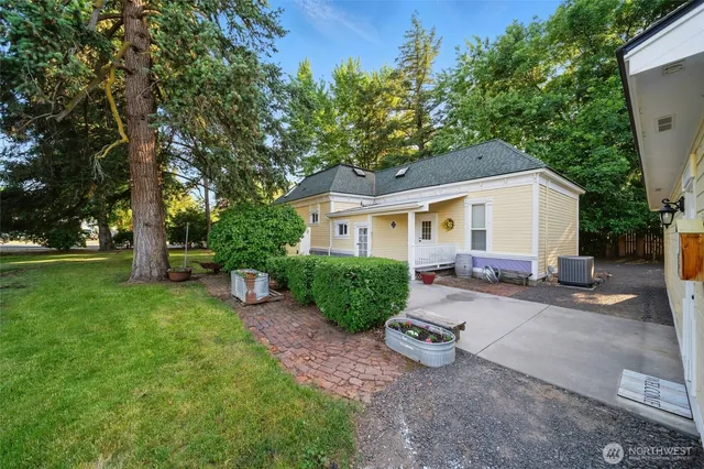 $509,000 | 415 Preston Avenue, Waitsburg, WA 99361