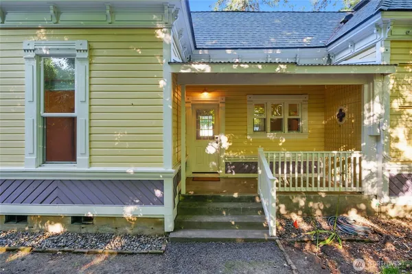 $499,900 | 415 Preston Avenue, Waitsburg, WA 99361