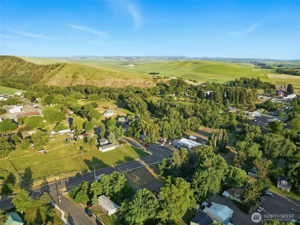 $499,900 | 415 Preston Avenue, Waitsburg, WA 99361