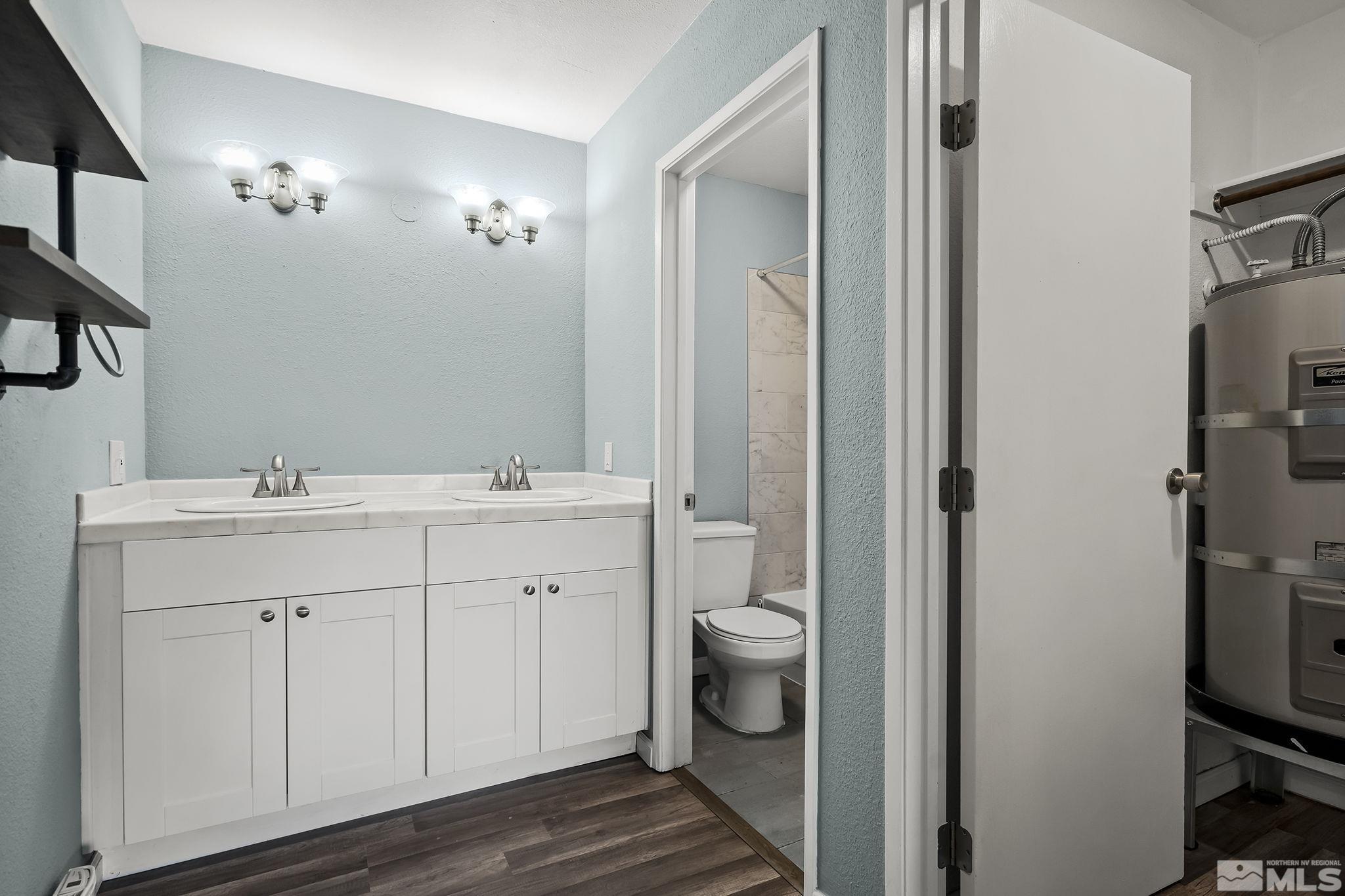 2095 Highview Court, Unit 9 Reno, NV 89512 - Photo 11 of 16 Photo 11