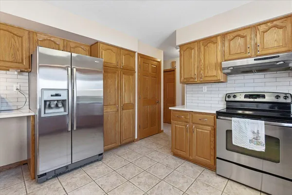 $575,000 | 1051 100th Avenue, Unit H, Amery, WI 54001