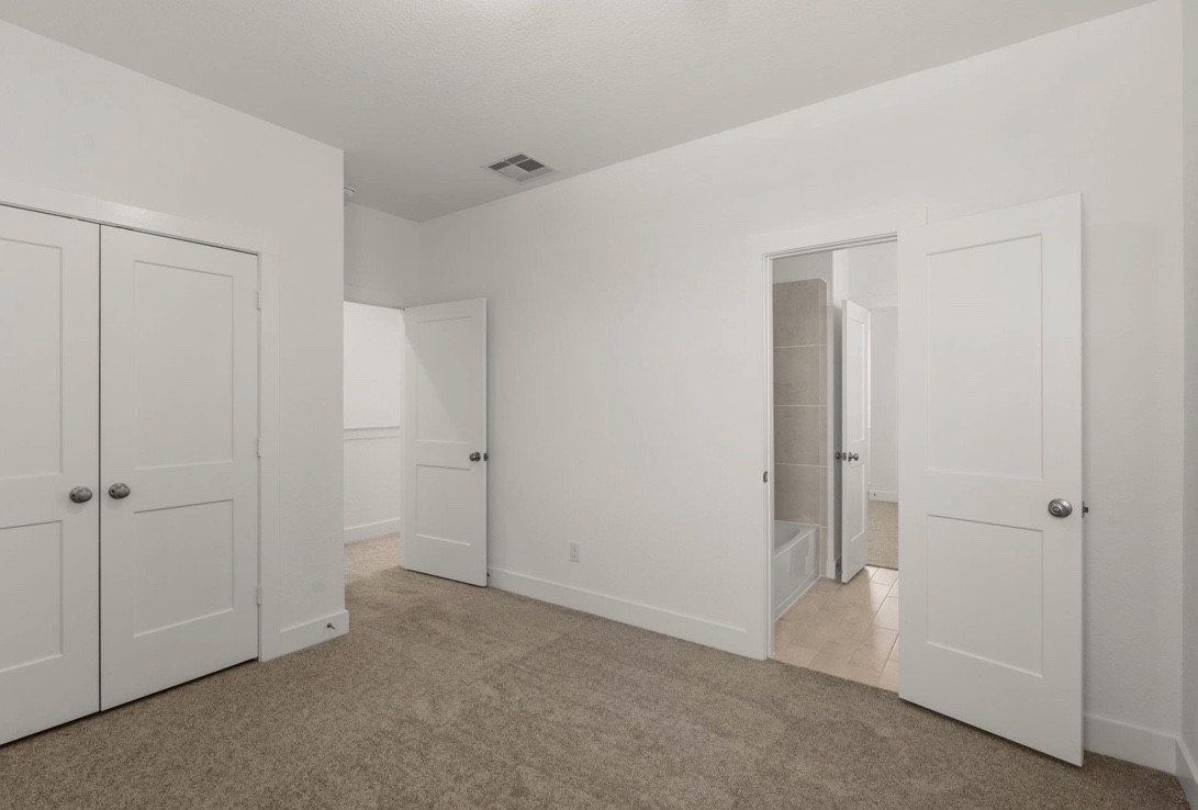 5234 Capricorn Way Manvel, TX 77578 - Photo 14 of 25 a view of an empty room