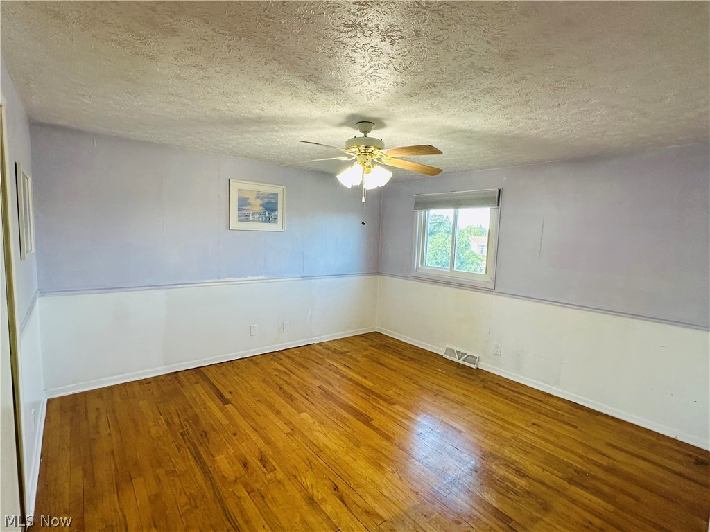 1869 Empire Road Wickliffe, OH 44092 - Photo 6 of 18 HARDWOOD FLOORS
CEILING FANS