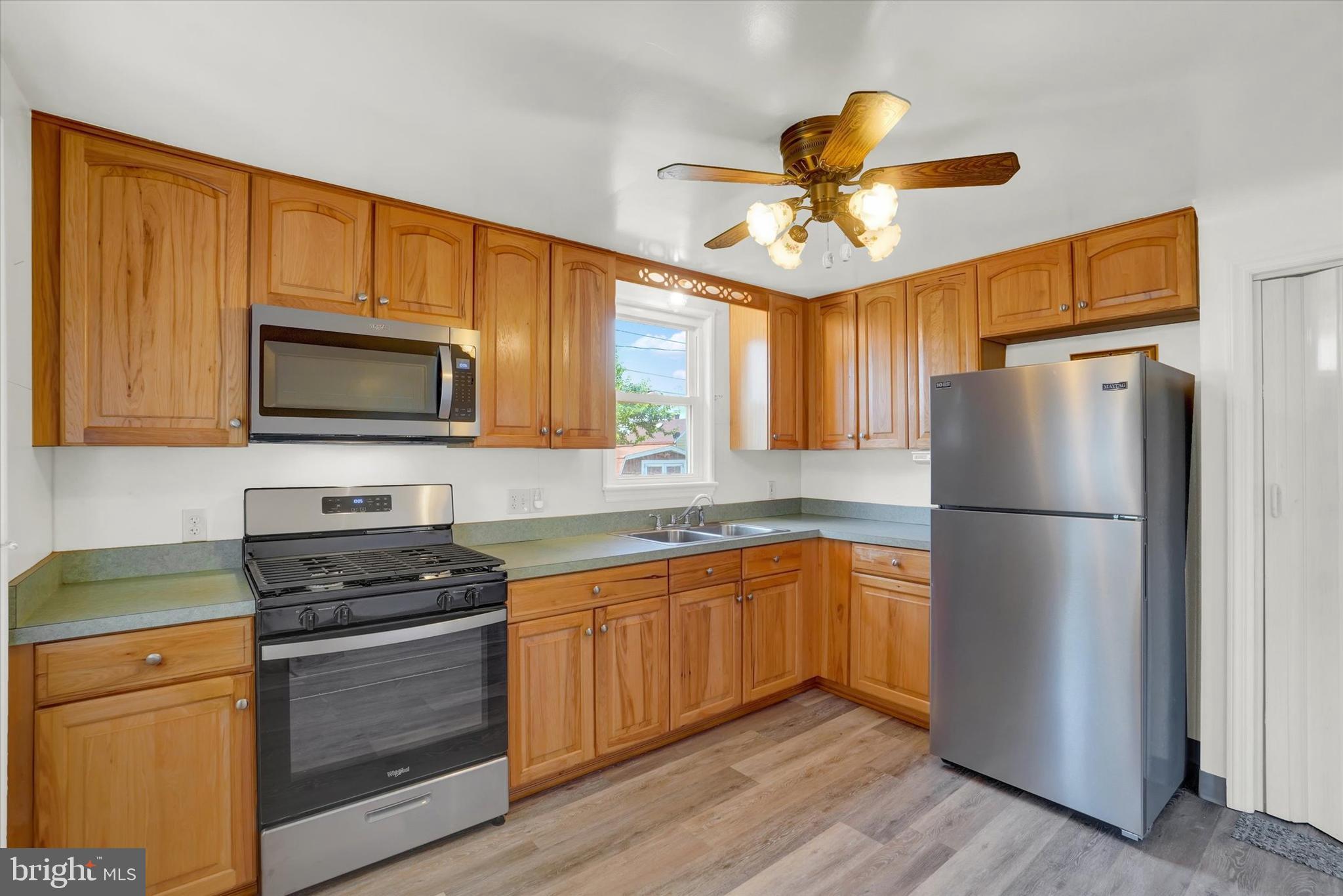 716 Priority Road York, PA 17404 - Photo 2 of 27 Gallery Image 2
